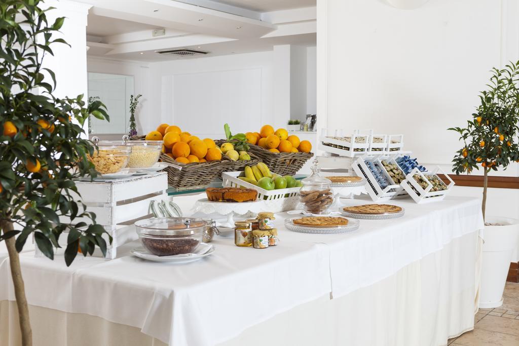 Sud Beach Hotel Fronte Mare By Ria Hotels Marina Di Pulsano Екстер'єр фото